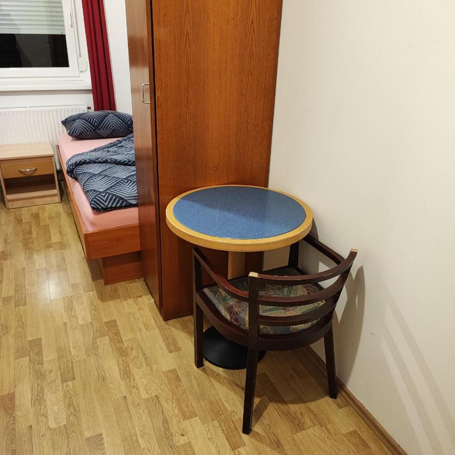 Sostanj Velenje Ravne Sobe Rooms Vrtacnik D O O Экстерьер фото