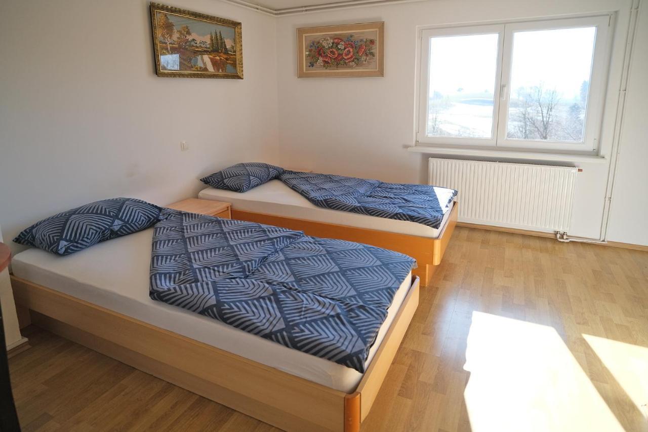 Sostanj Velenje Ravne Sobe Rooms Vrtacnik D O O Экстерьер фото