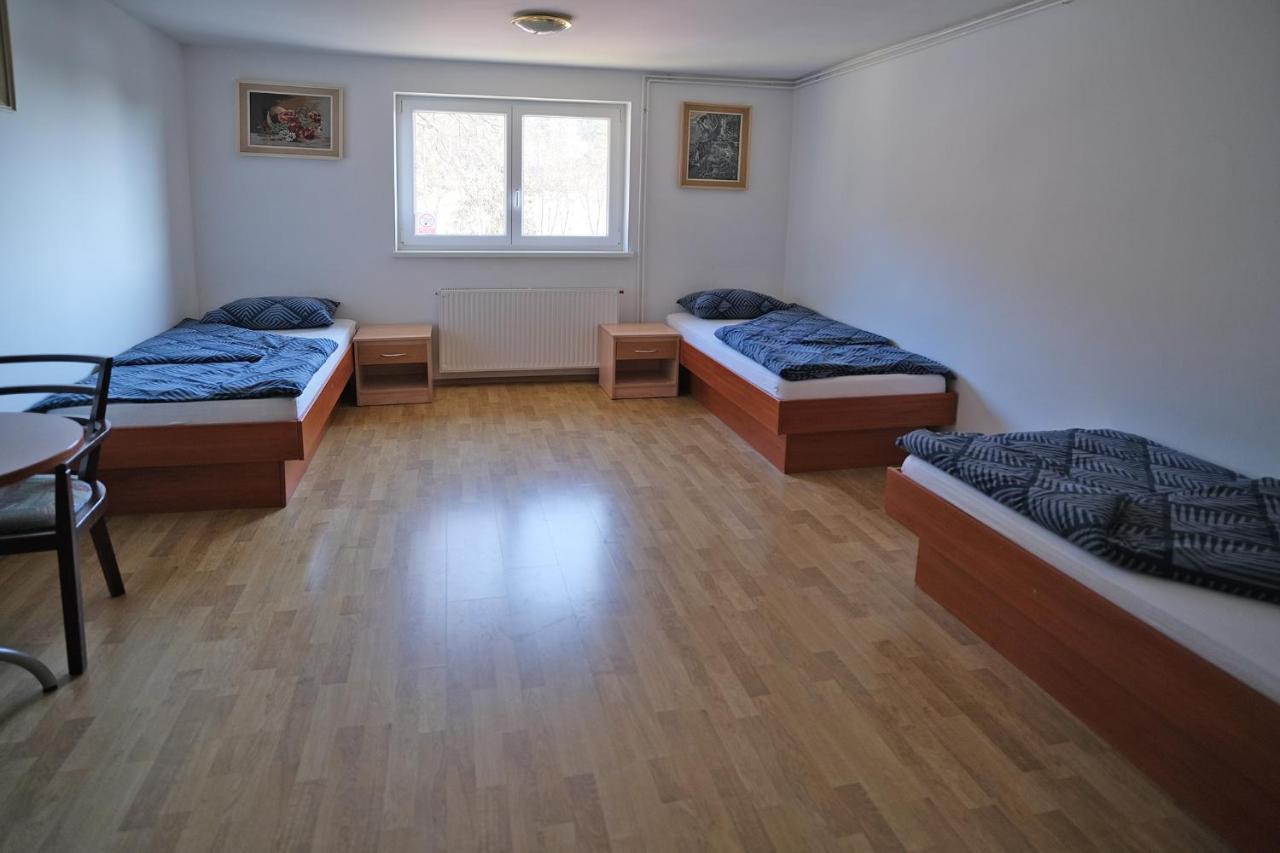 Sostanj Velenje Ravne Sobe Rooms Vrtacnik D O O Экстерьер фото