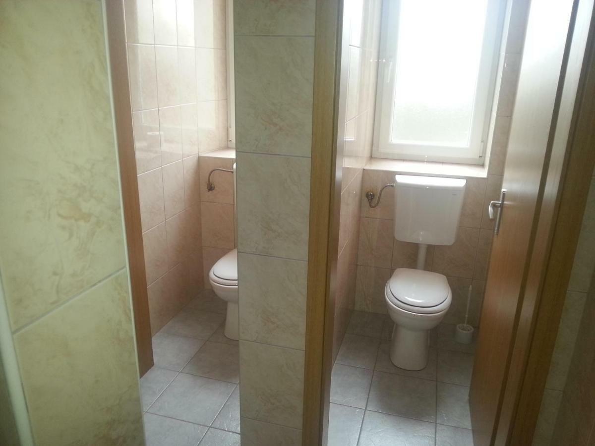 Sostanj Velenje Ravne Sobe Rooms Vrtacnik D O O Экстерьер фото